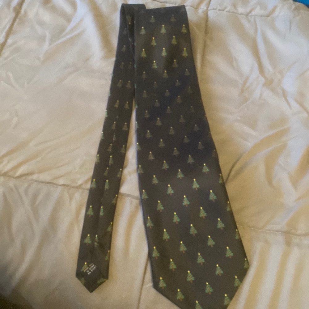 Christmas Theme Tie